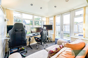 Photo 8- click for photo gallery